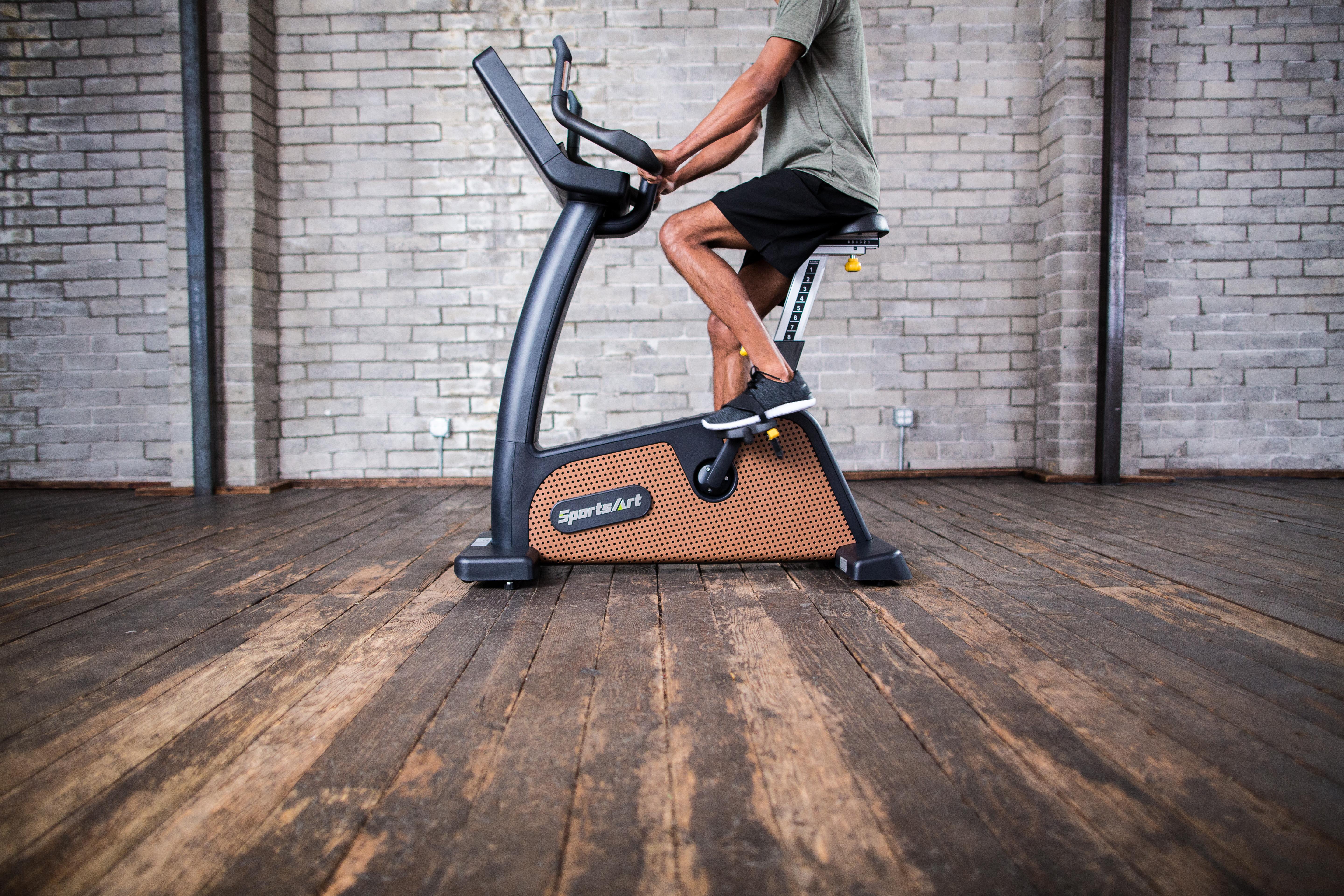 Bicicleta Vertical C576U - Com Display De 16´´