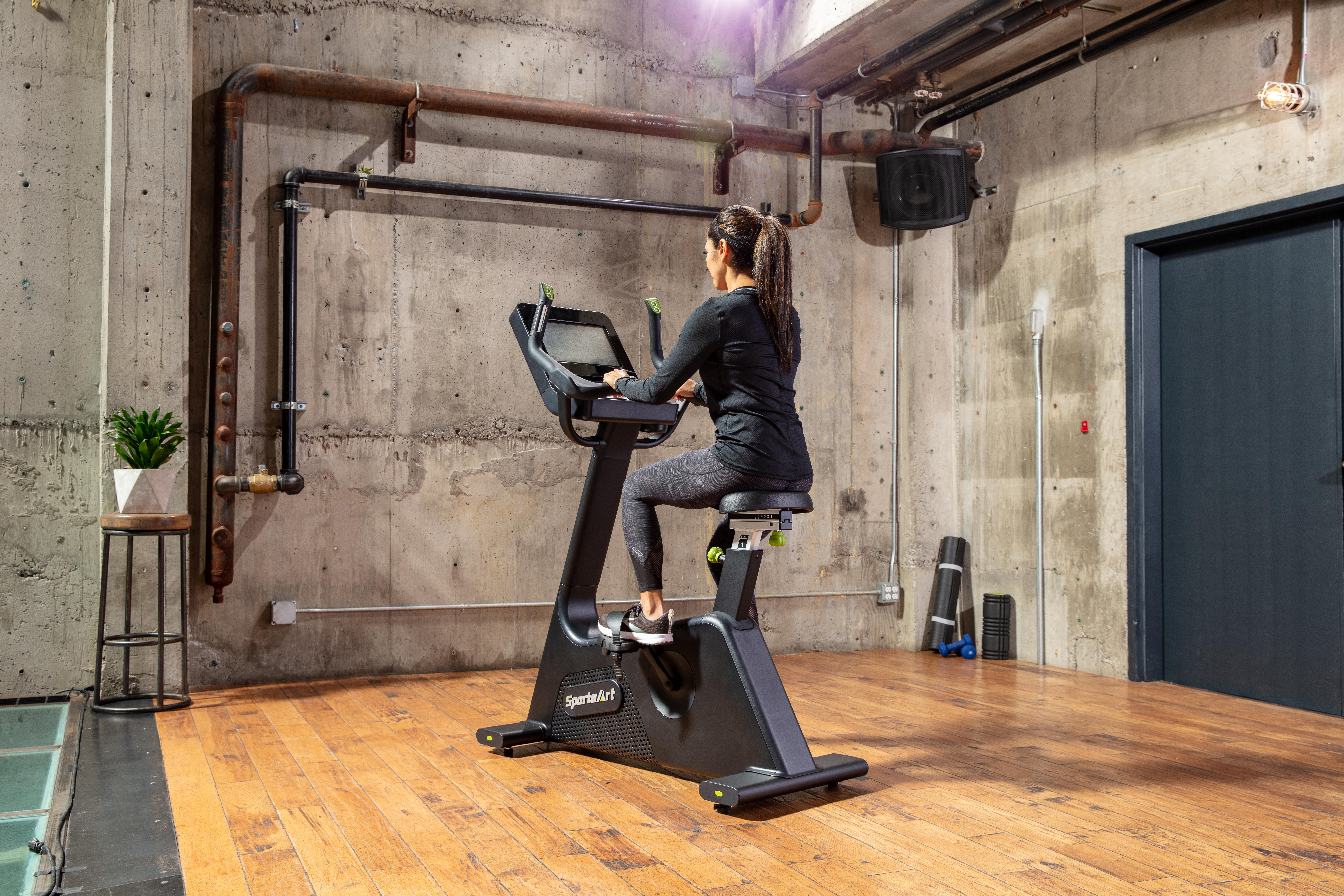 Bicicleta Vertical C574U - Com Display De 13´´