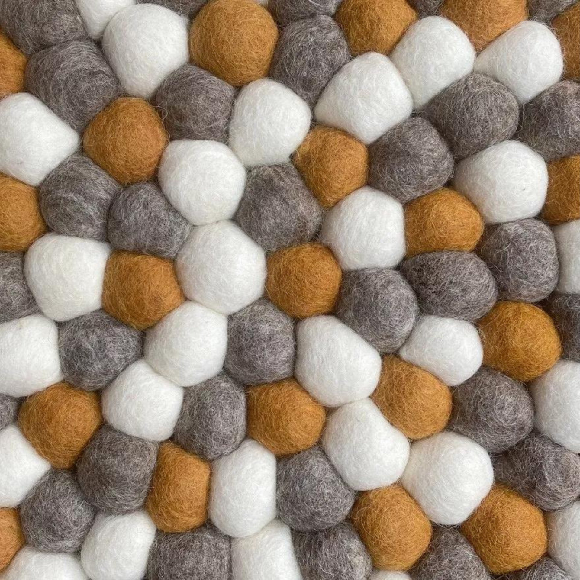Simona Bed - Mishum - MARRON
