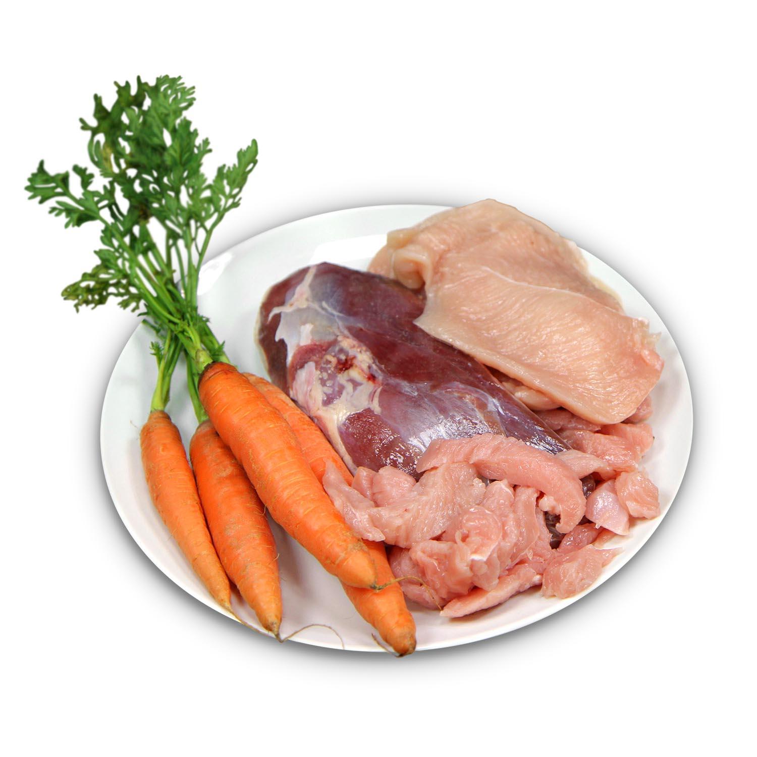 Canard tendre et volaille avec de savoureuses carottes - Chat - 200g - repas délicieux