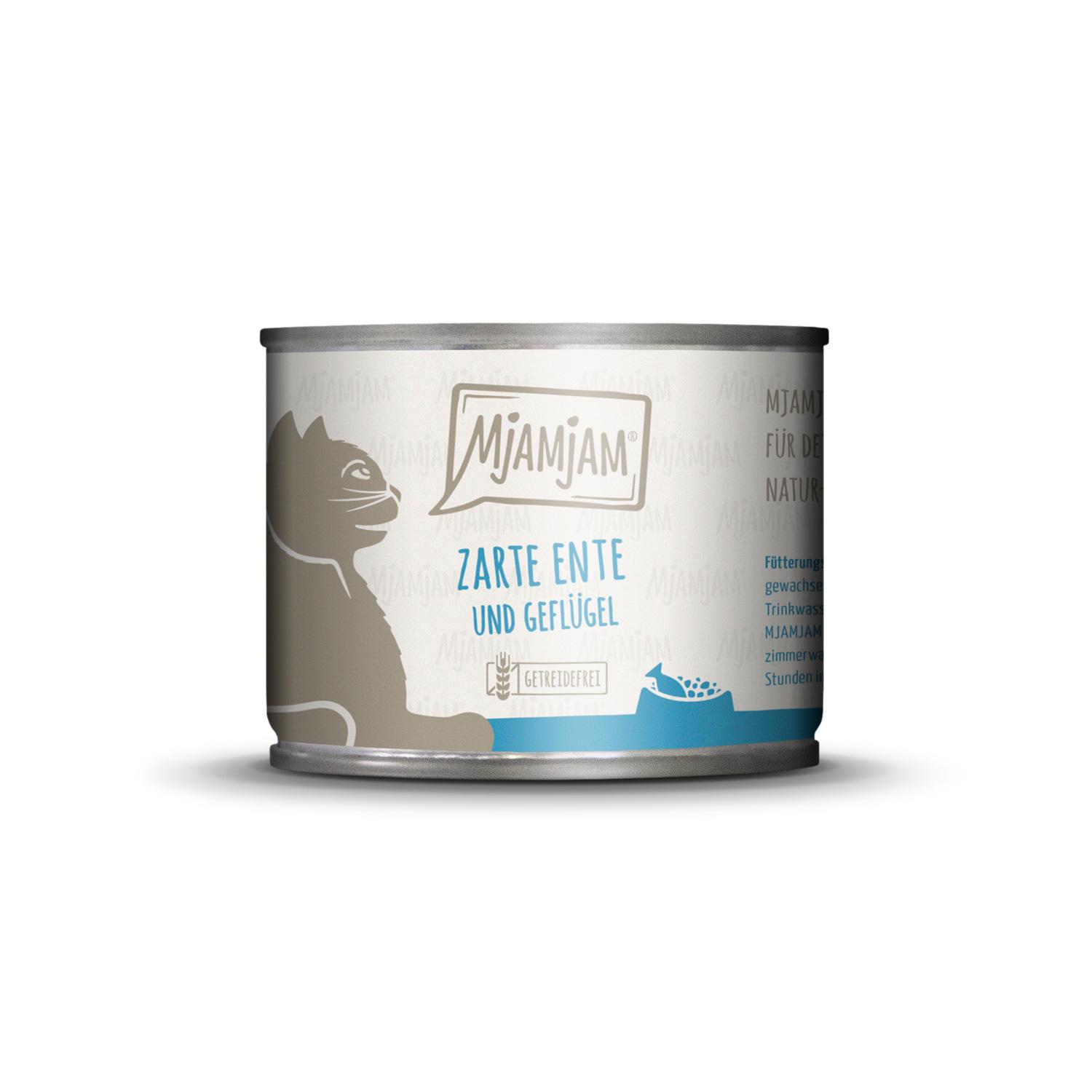 Canard tendre et volaille avec de savoureuses carottes - Chat - 200g - repas délicieux
