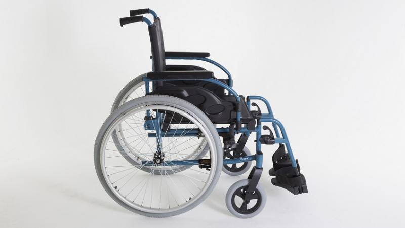Cadeira de Rodas Action 1R Invacare